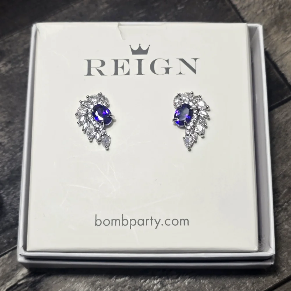 Bomb‎ Party Earrings Never Fear The Flames Violet Cubic Zirconia Silver Plating - Picture 4 of 7